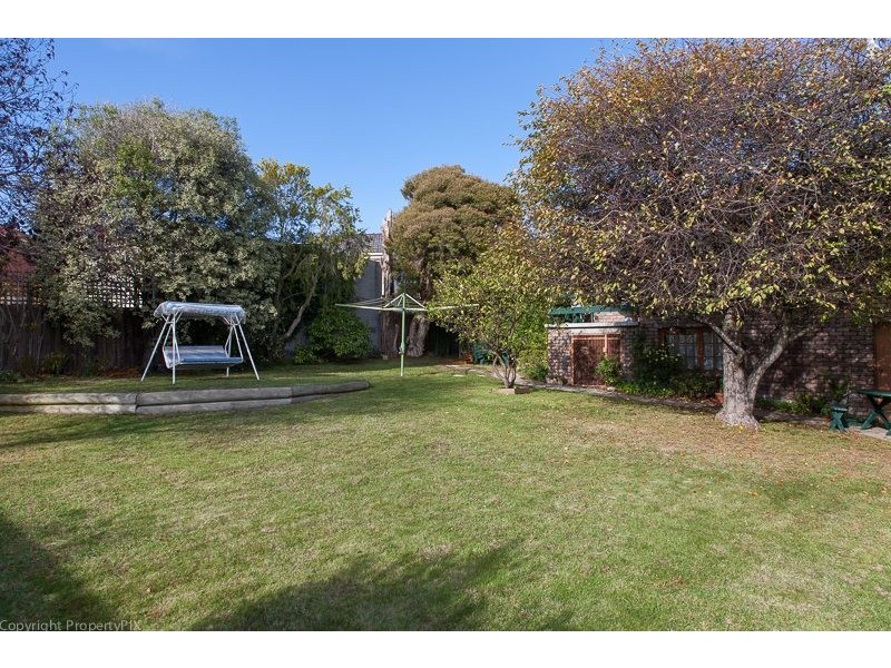 18 Siandra Crescent, Geilston Bay TAS 7015