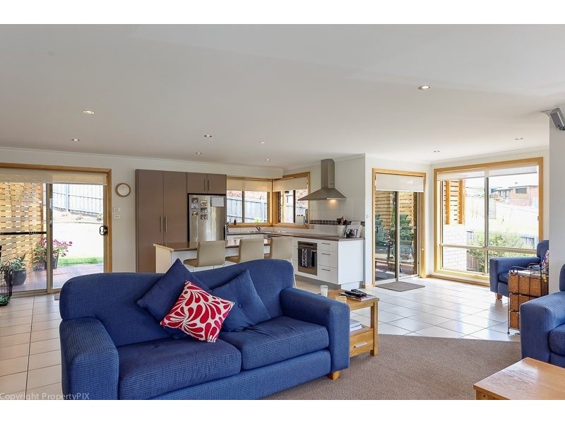 15 Dumbarton Drive, Geilston Bay TAS 7015