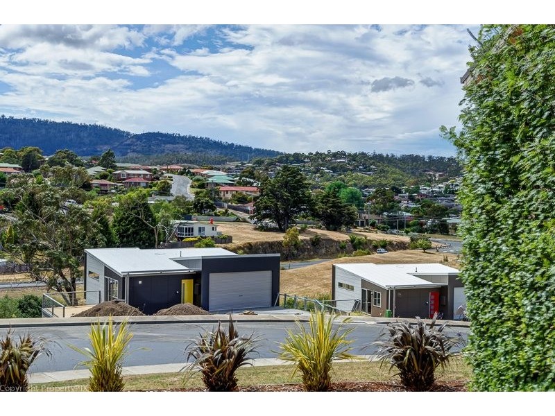 15 Dumbarton Drive, Geilston Bay TAS 7015