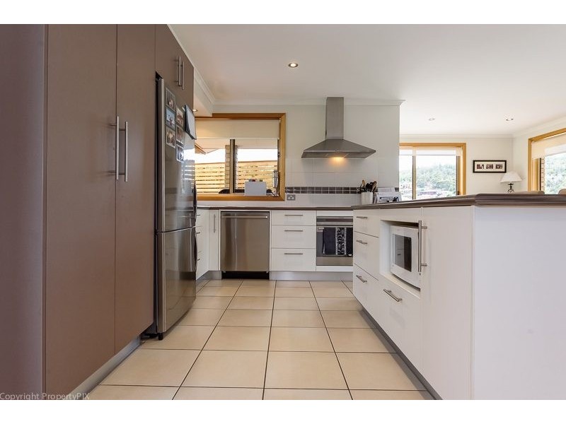 15 Dumbarton Drive, Geilston Bay TAS 7015