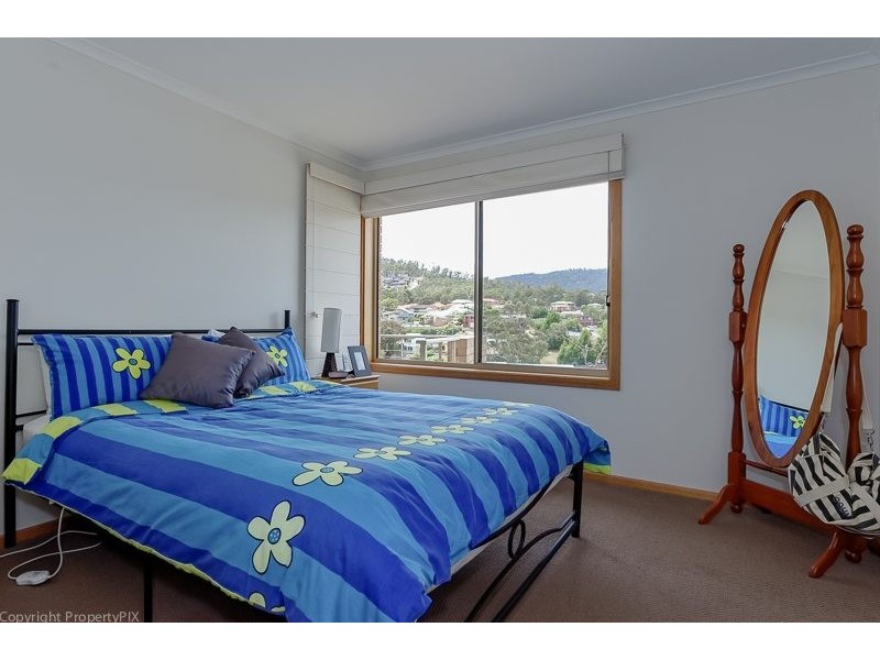 15 Dumbarton Drive, Geilston Bay TAS 7015