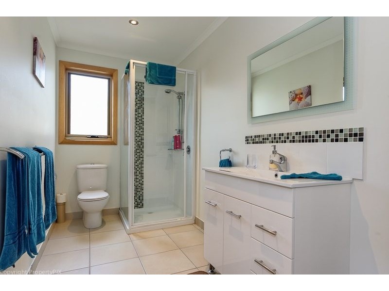 15 Dumbarton Drive, Geilston Bay TAS 7015