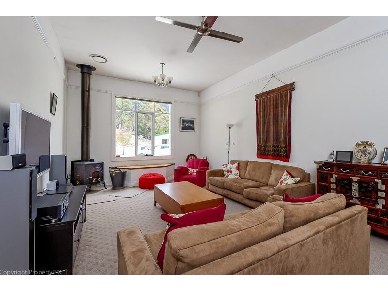 400 Lenah Valley Rd, Lenah Valley TAS 7008