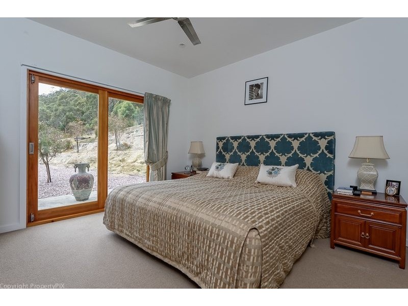 400 Lenah Valley Rd, Lenah Valley TAS 7008