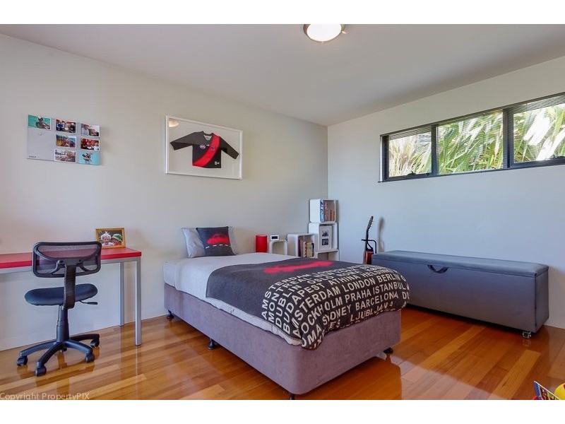 8 Nicholas Dve, Sandy Bay TAS 7005