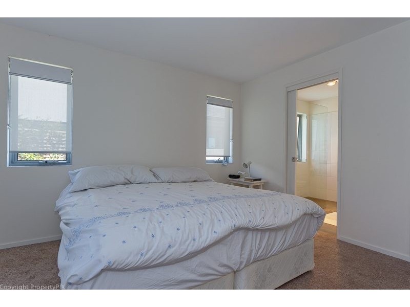 1/607 Oceana Dve, Howrah TAS 7018