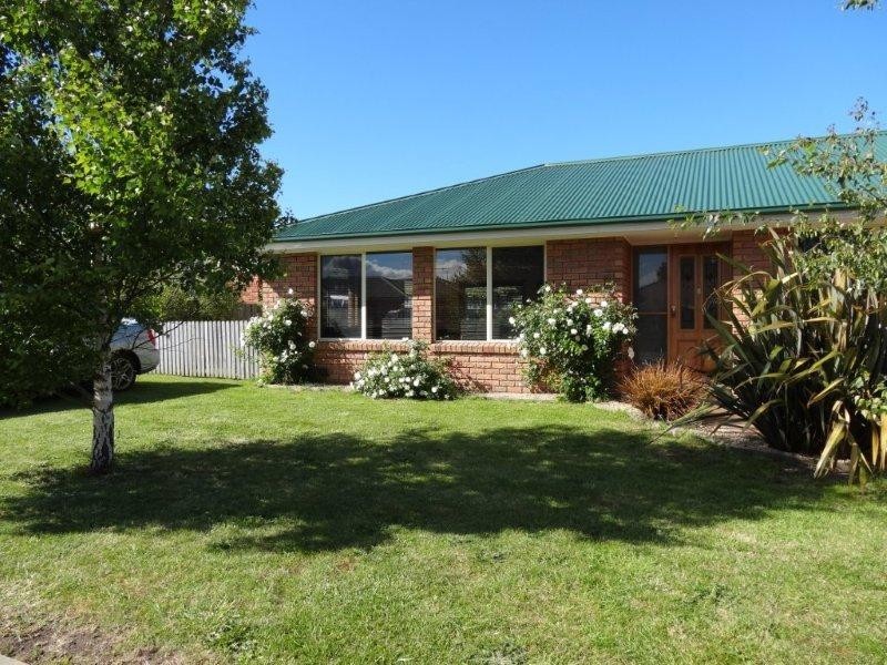 25 Manor Gardens, Kingston TAS 7050