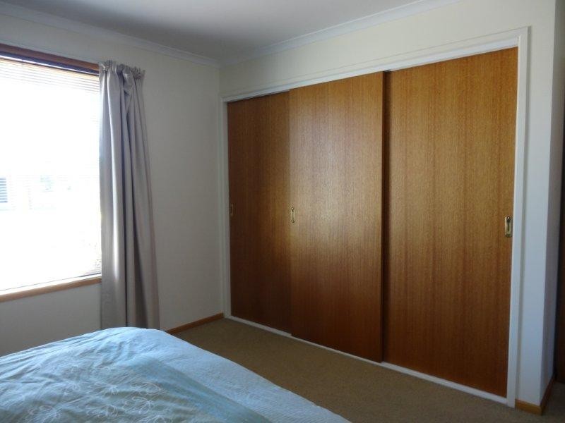 25 Manor Gardens, Kingston TAS 7050