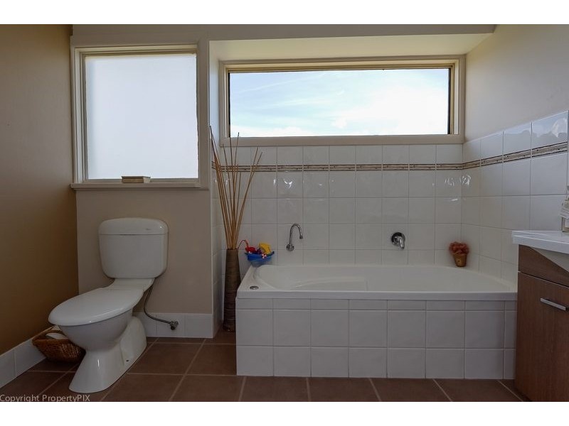 3 George St, Granton TAS 7030