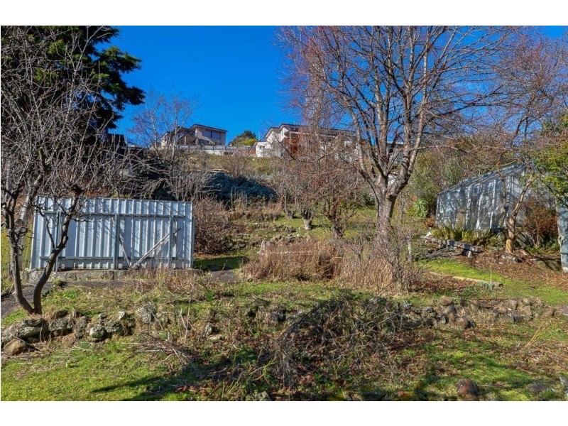 20 Brushy Creek Road, Lenah Valley TAS 7008