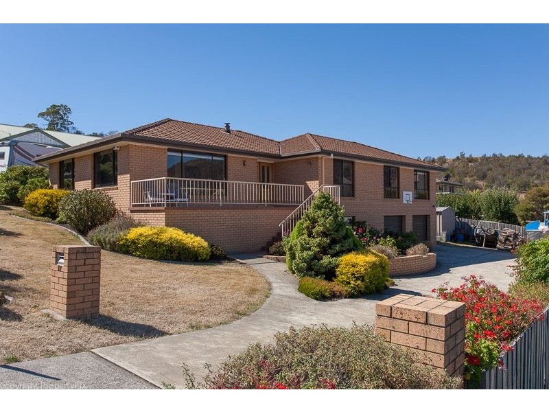 17 Leita Place, Old Beach TAS 7017