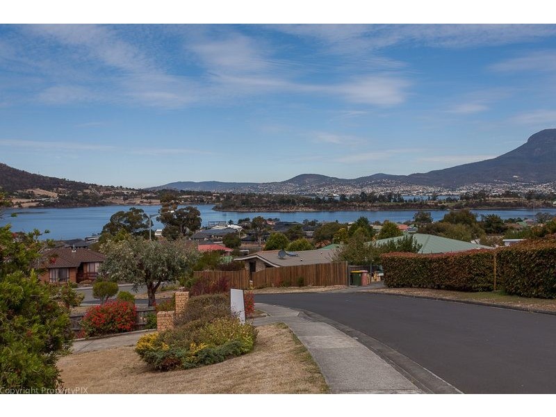 17 Leita Place, Old Beach TAS 7017