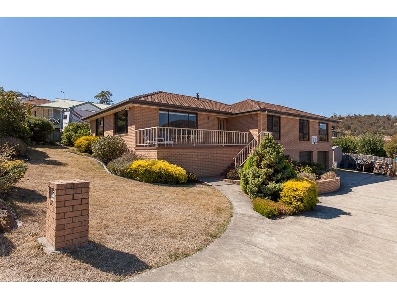 17 Leita Place, Old Beach TAS 7017