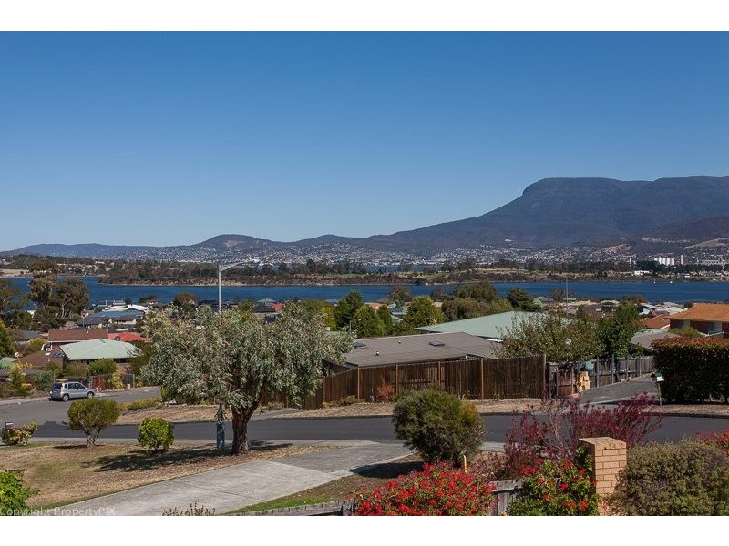 17 Leita Place, Old Beach TAS 7017