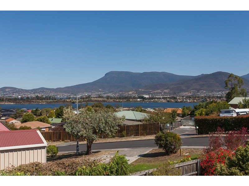 17 Leita Place, Old Beach TAS 7017