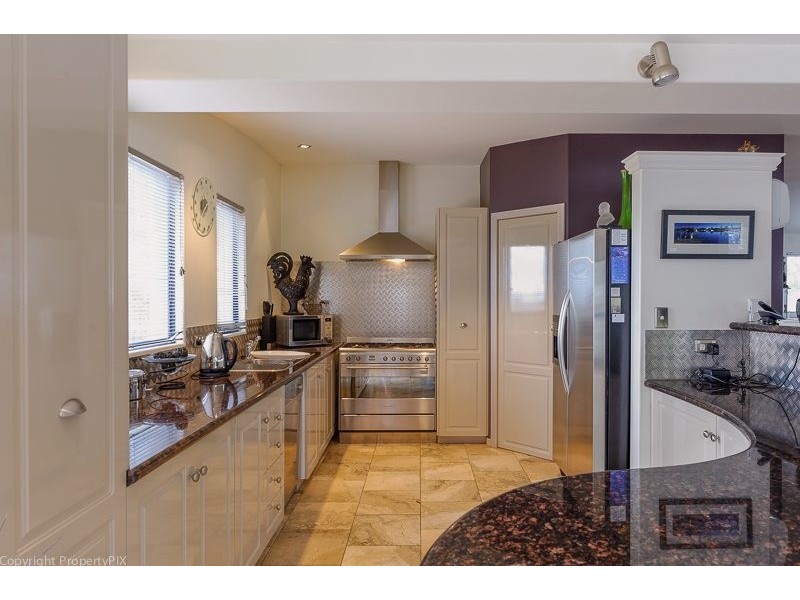 8A Esplanade, Orford TAS 7190