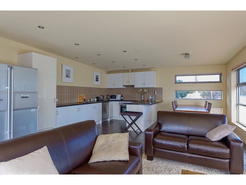1 Charles Street, Orford TAS 7190