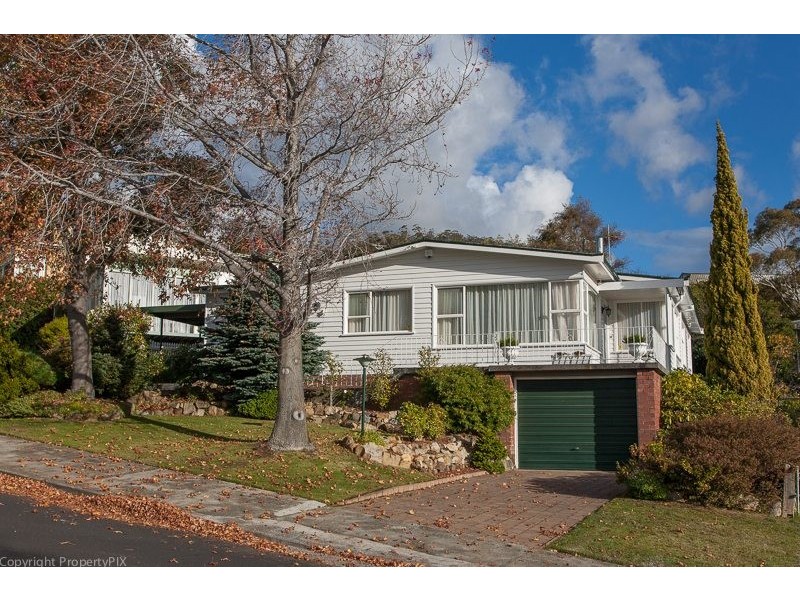 12 Ogilvie St, Mount Stuart TAS 7000
