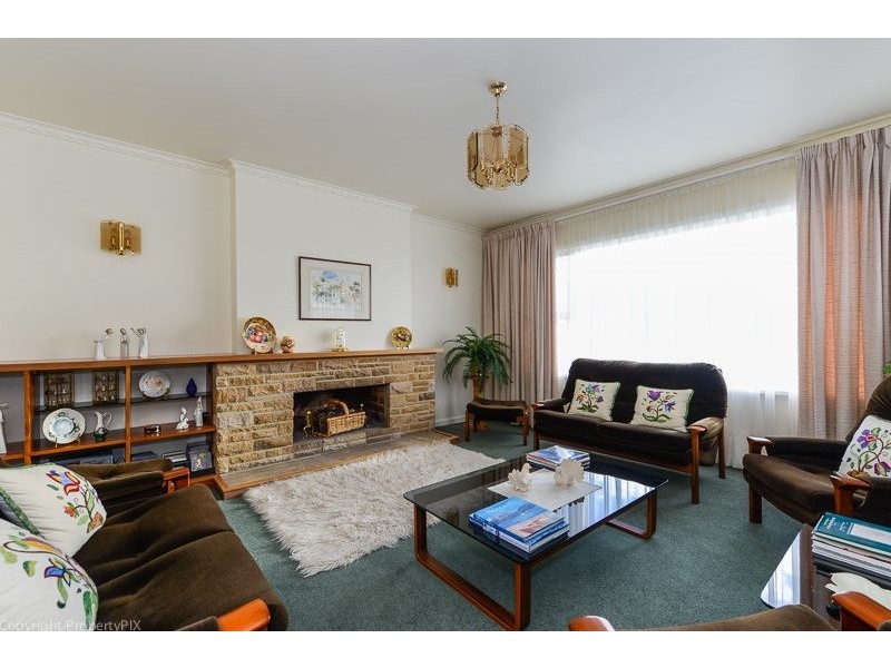 12 Ogilvie St, Mount Stuart TAS 7000