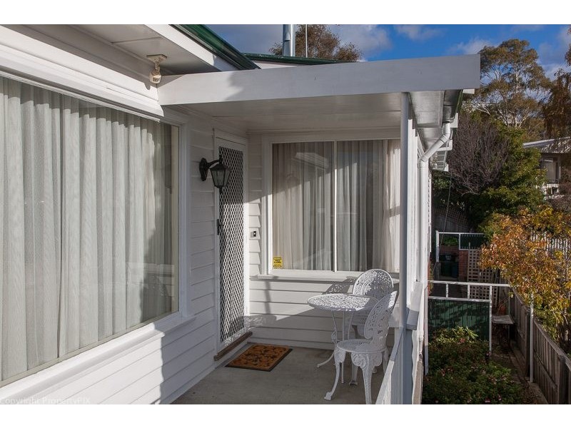 12 Ogilvie St, Mount Stuart TAS 7000