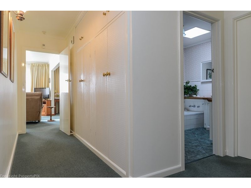 12 Ogilvie St, Mount Stuart TAS 7000