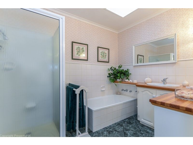 12 Ogilvie St, Mount Stuart TAS 7000
