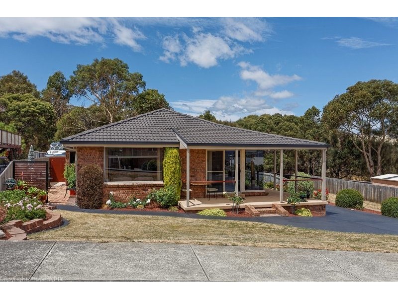 56 Pindos Dve, Tranmere TAS 7018