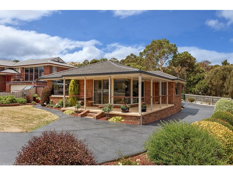 56 Pindos Dve, Tranmere TAS 7018