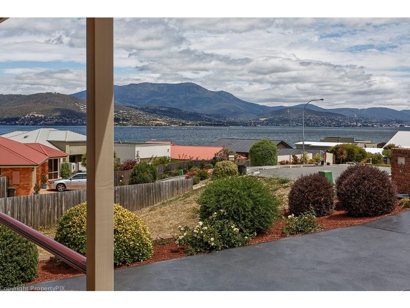 56 Pindos Dve, Tranmere TAS 7018