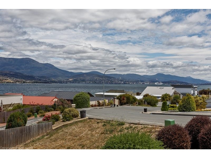 56 Pindos Dve, Tranmere TAS 7018