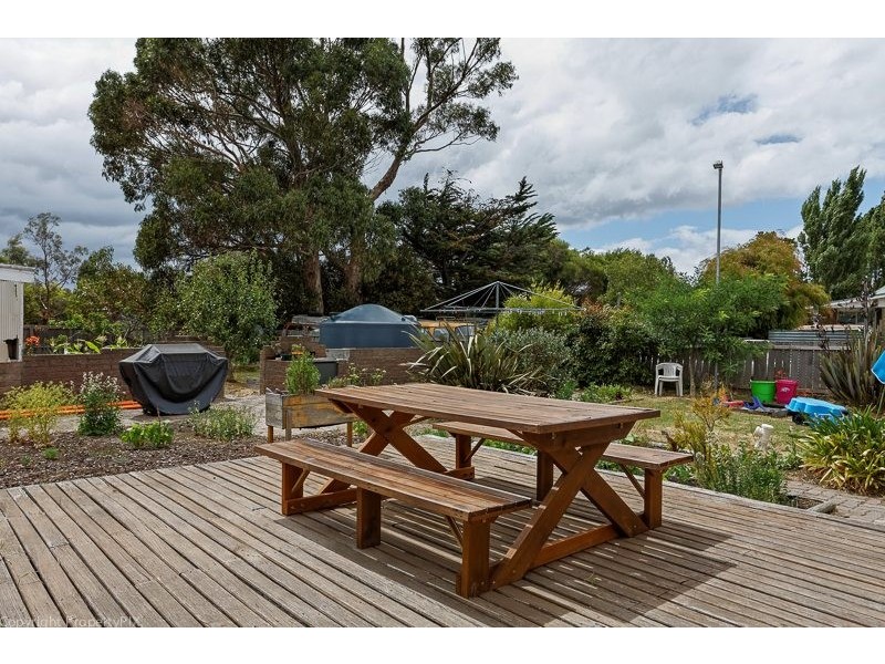 35 Cremorne Ave, Cremorne TAS 7024