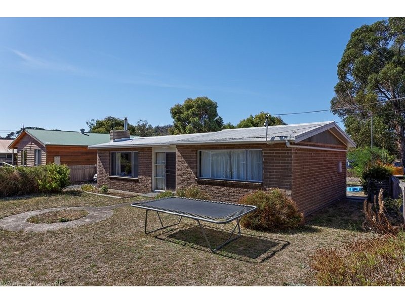 35 Cremorne Ave, Cremorne TAS 7024