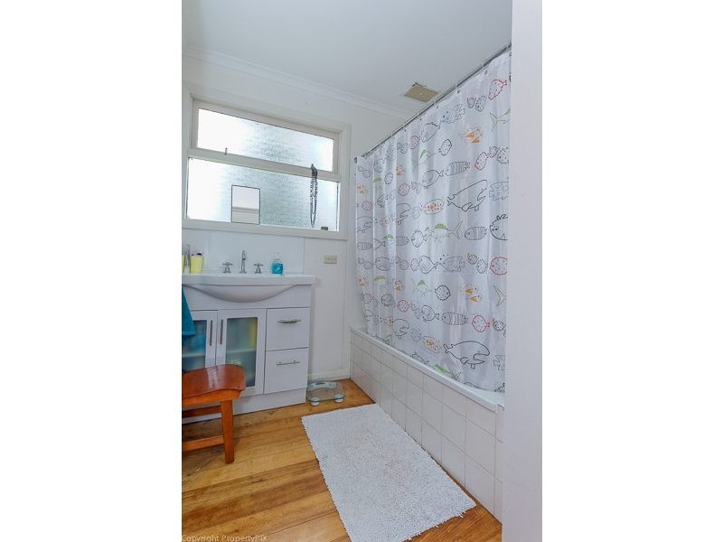 35 Cremorne Ave, Cremorne TAS 7024