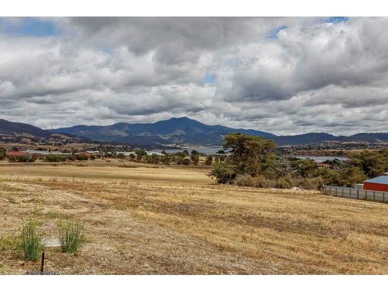 7 Lewis Court, Old Beach TAS 7017