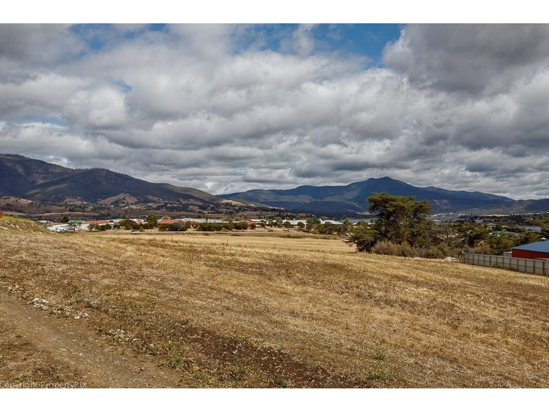 7 Lewis Court, Old Beach TAS 7017