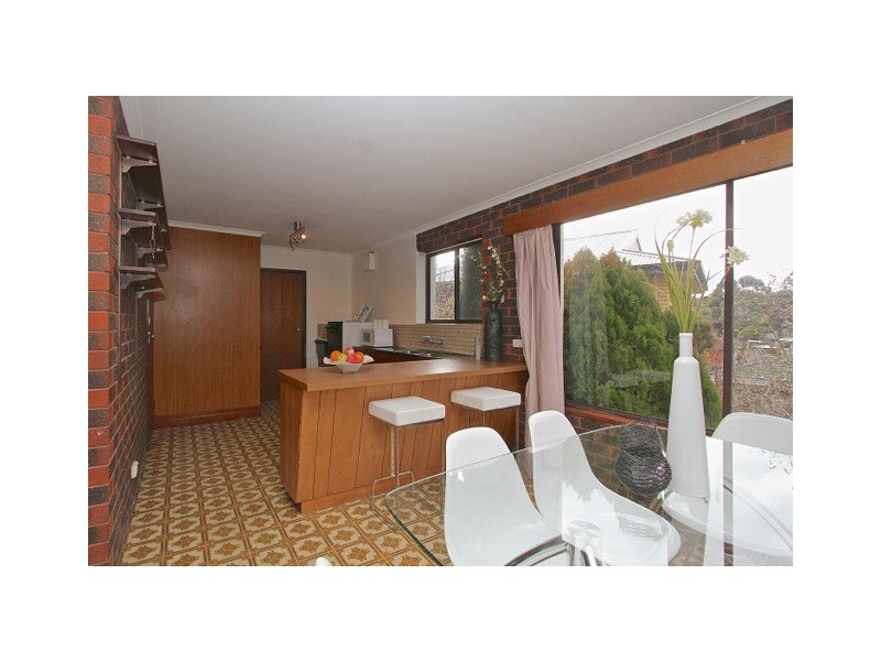 1/16 Wallace Ave, Lenah Valley TAS 7008