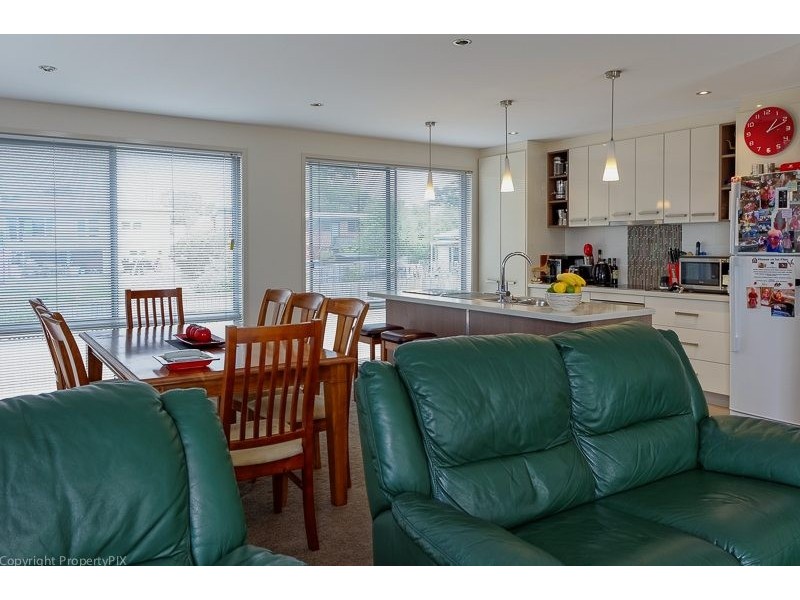 2/49 Tranmere Rd, Howrah TAS 7018