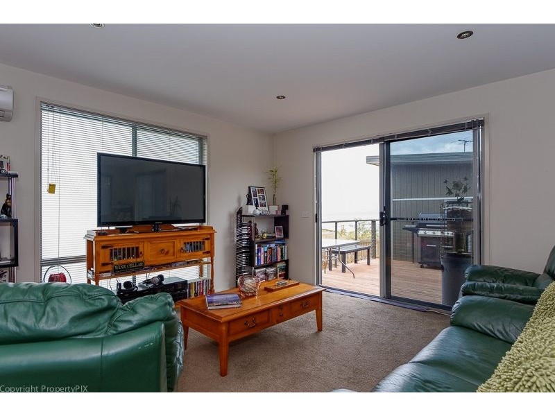 2/49 Tranmere Rd, Howrah TAS 7018