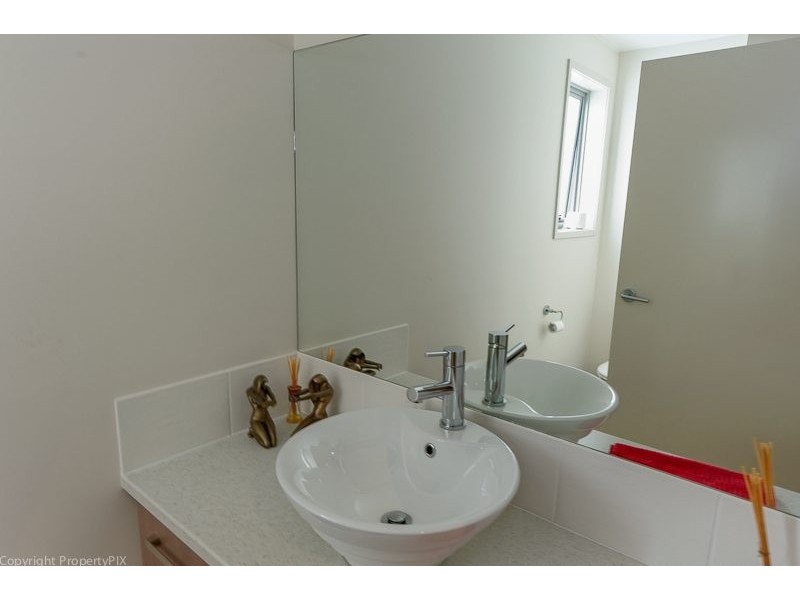 2/49 Tranmere Rd, Howrah TAS 7018