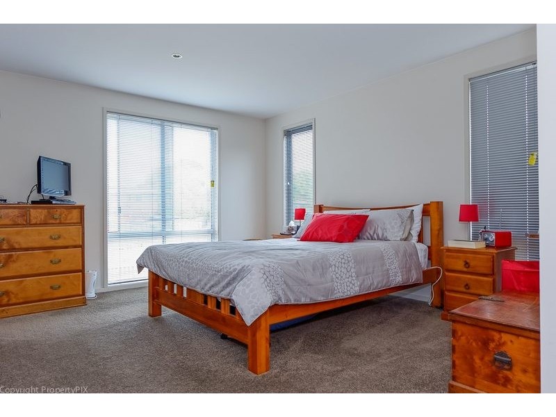 2/49 Tranmere Rd, Howrah TAS 7018