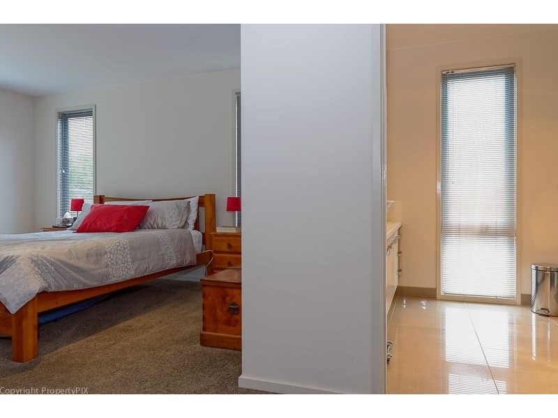 2/49 Tranmere Rd, Howrah TAS 7018