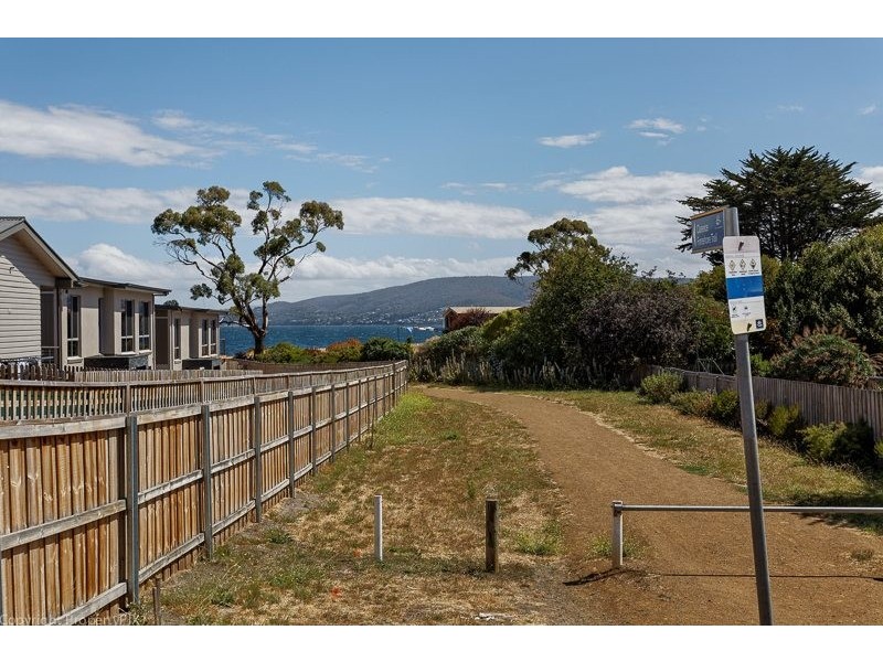 3/49 Tranmere Rd, Howrah TAS 7018