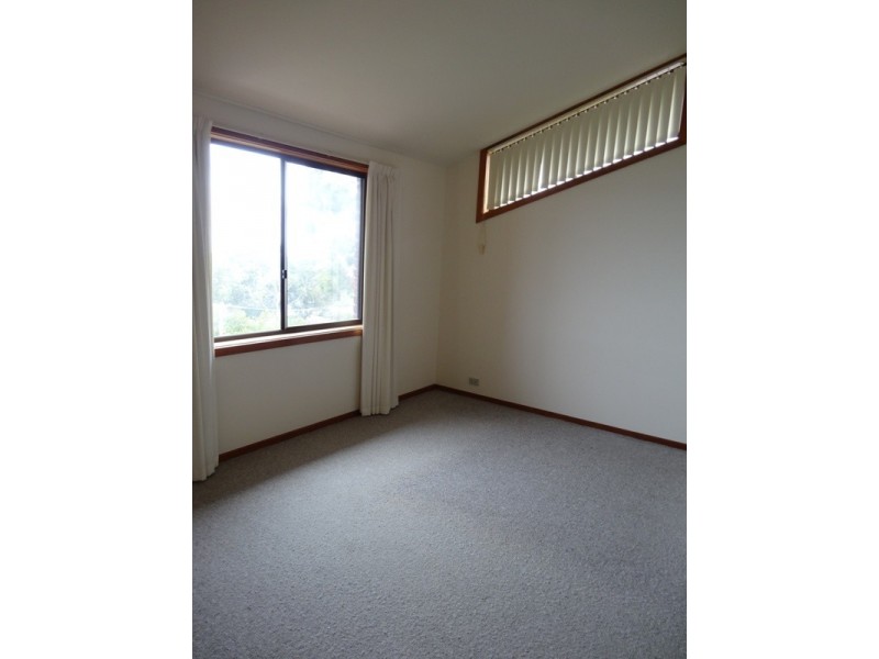 38 Coolamon Road, Taroona TAS 7053