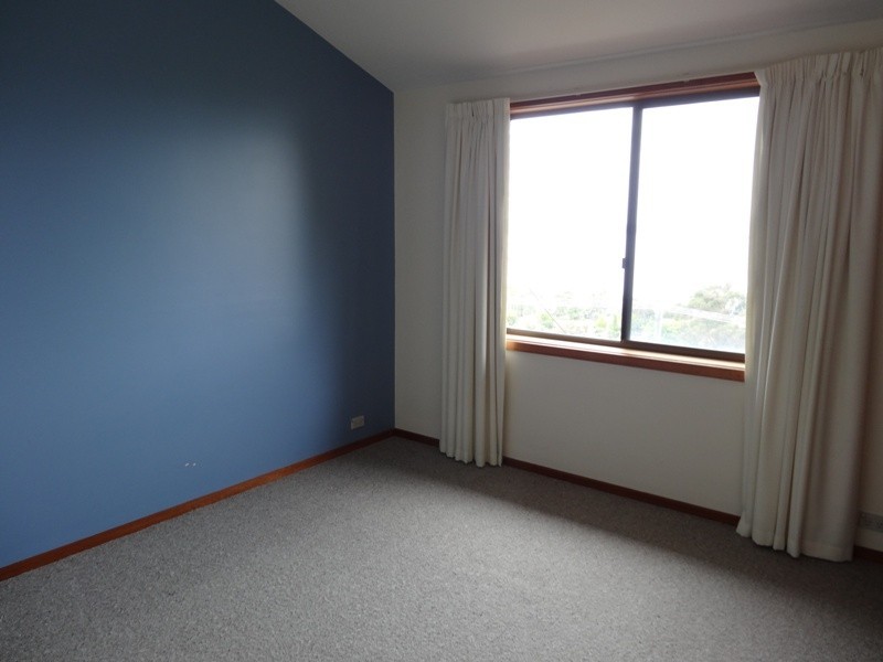 38 Coolamon Road, Taroona TAS 7053