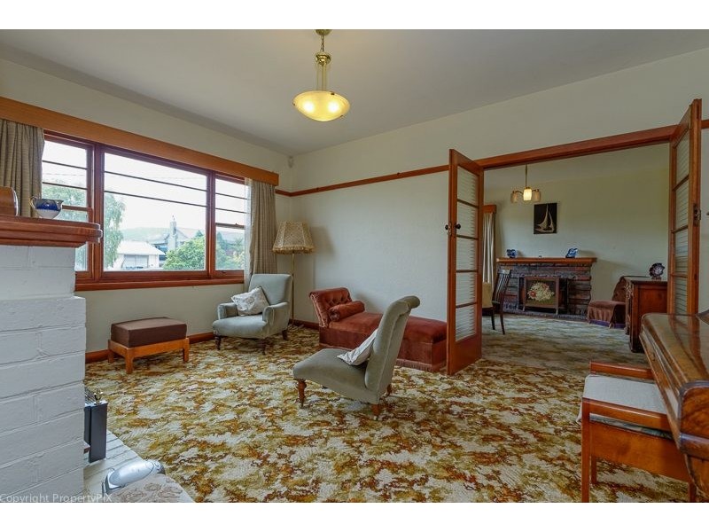 1/3 Yolla Street, Rose Bay TAS 7015