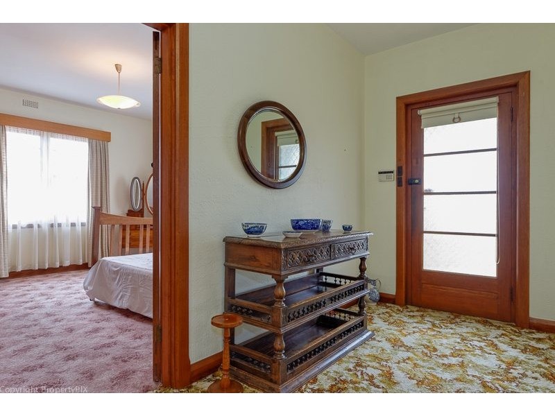 1/3 Yolla Street, Rose Bay TAS 7015