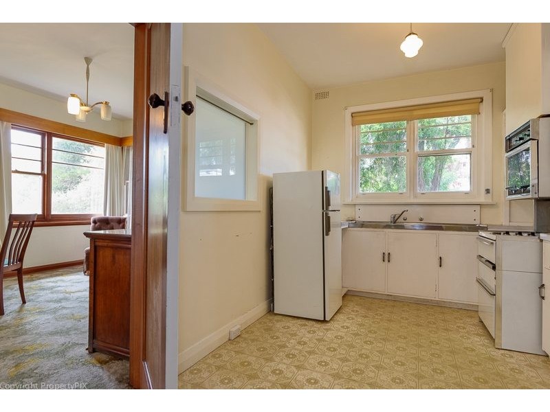 1/3 Yolla Street, Rose Bay TAS 7015