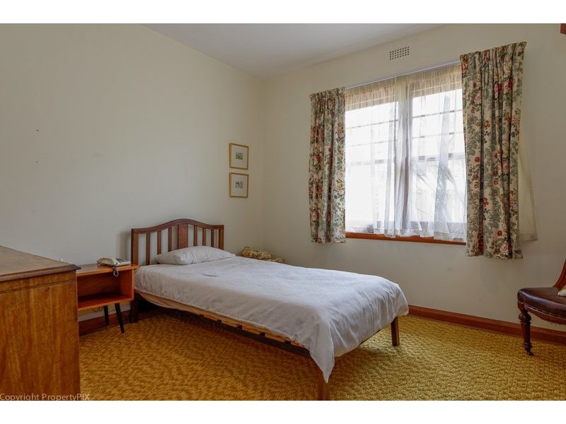 1/3 Yolla Street, Rose Bay TAS 7015