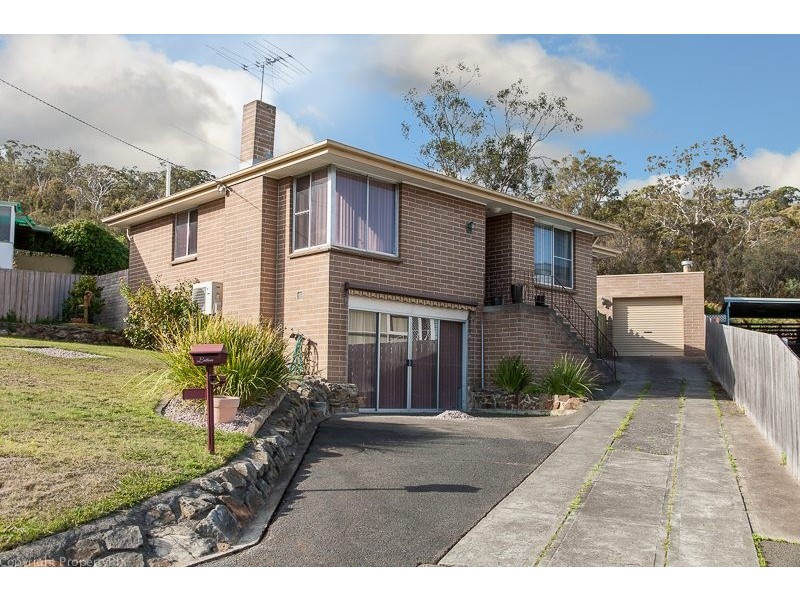 19 Carawa Street, Mornington TAS 7018