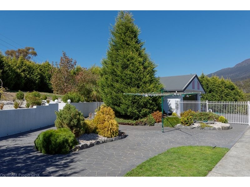 20 Cuthbertson Place, Lenah Valley TAS 7008